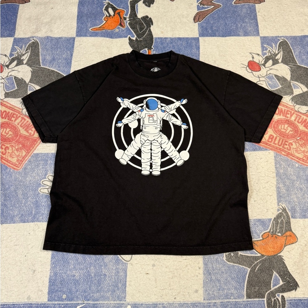 Kid cudi man on the moon tour tee